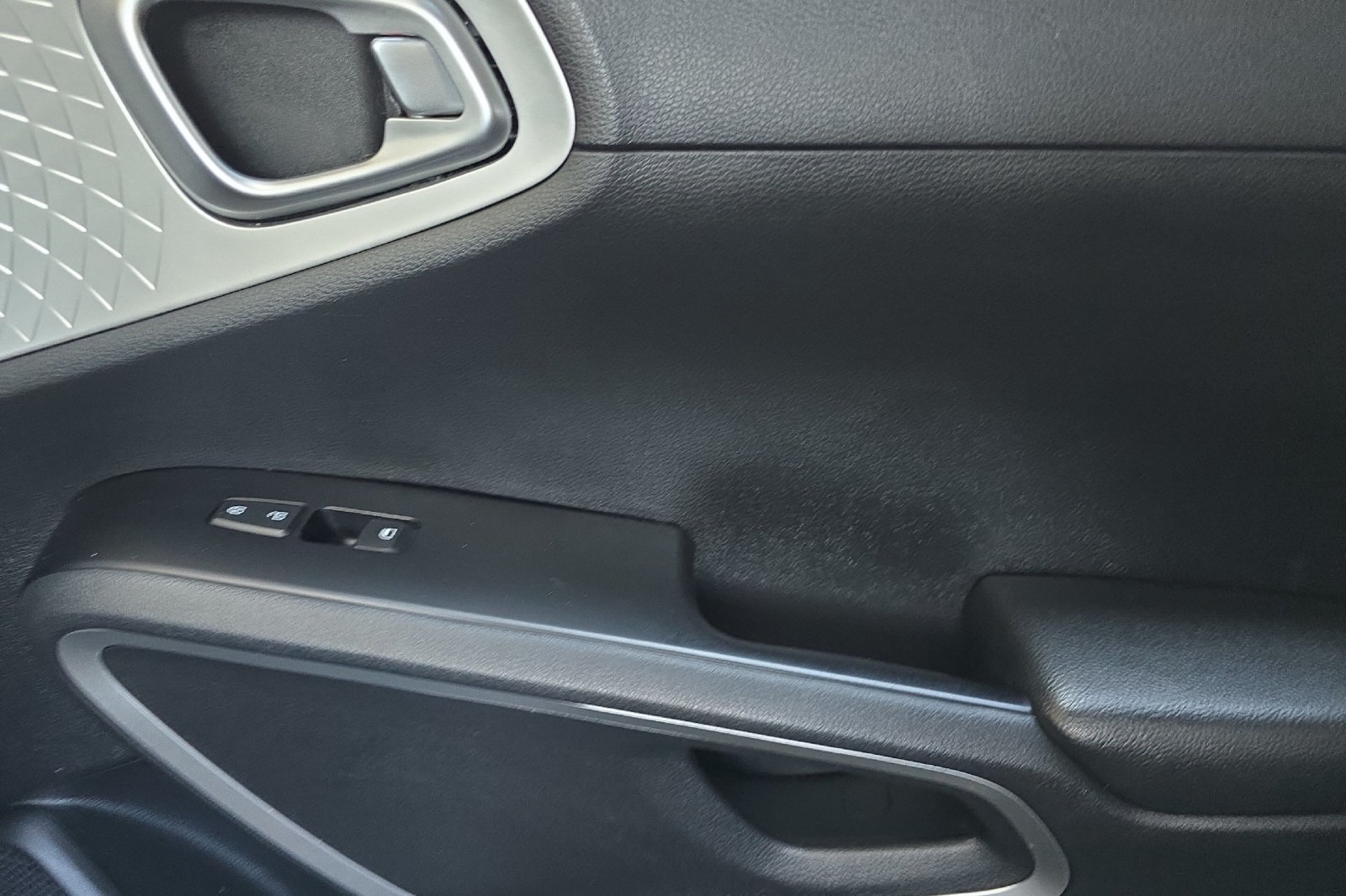 2022 Kia Soul LX S X-Line photo 19