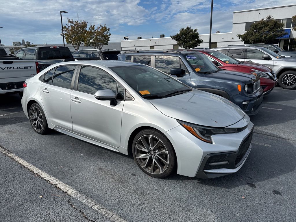 2020 Toyota Corolla SE photo 2
