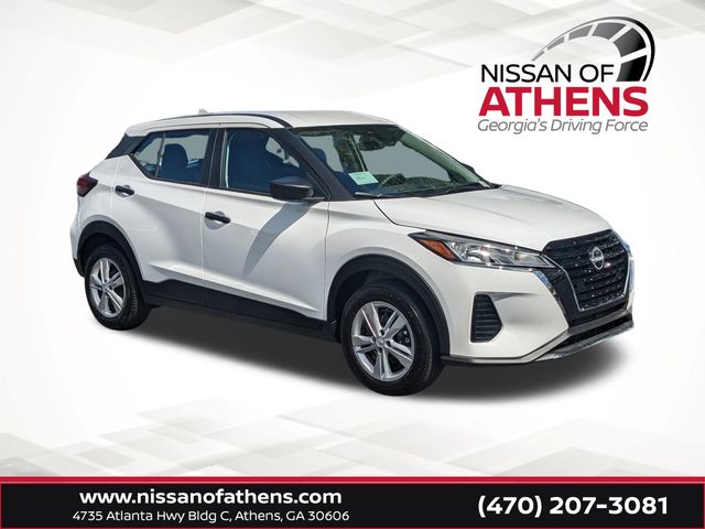 2025 Nissan KICKS PLAY Base's photo