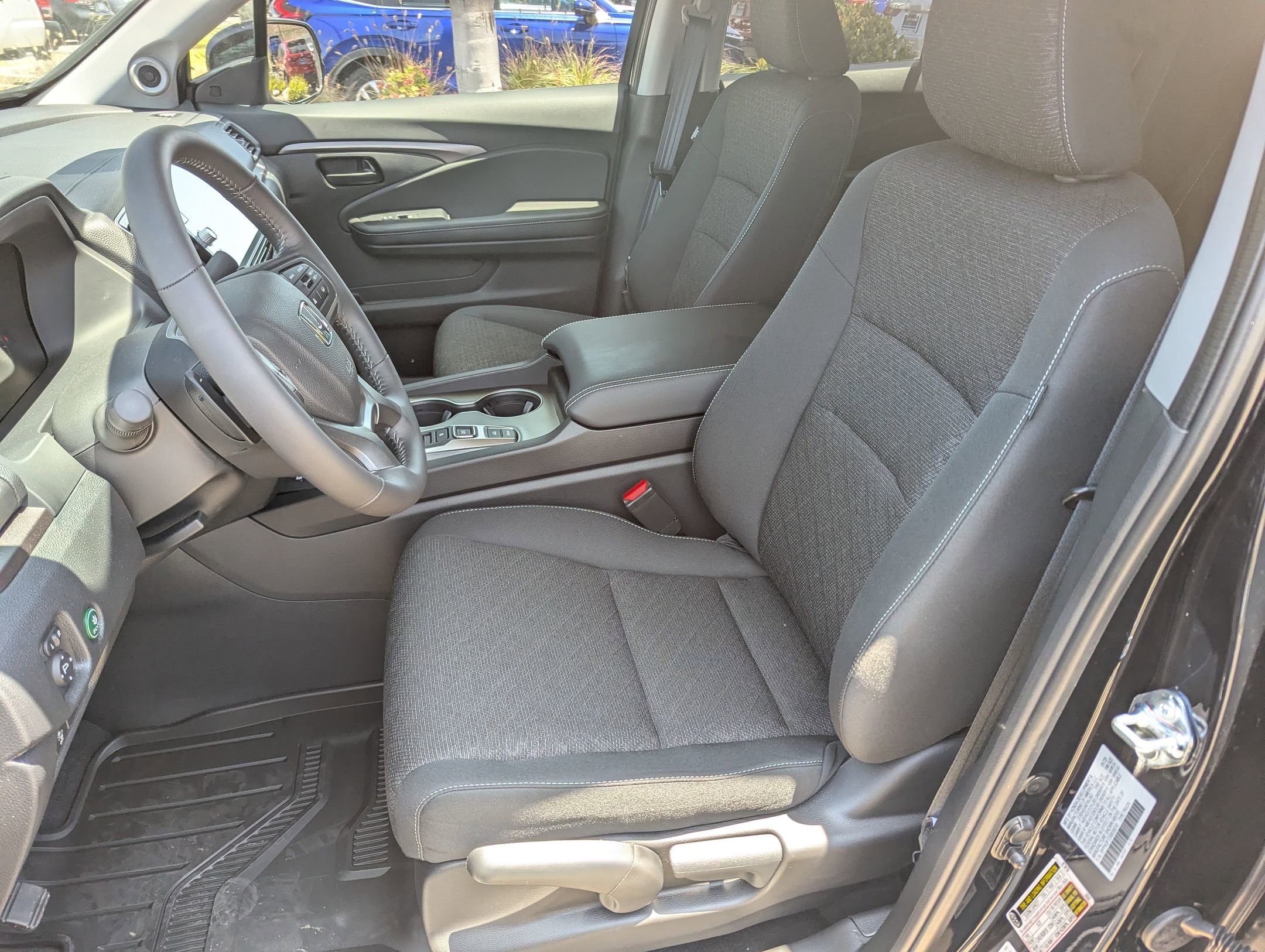 2025 Honda Ridgeline Sport photo 15