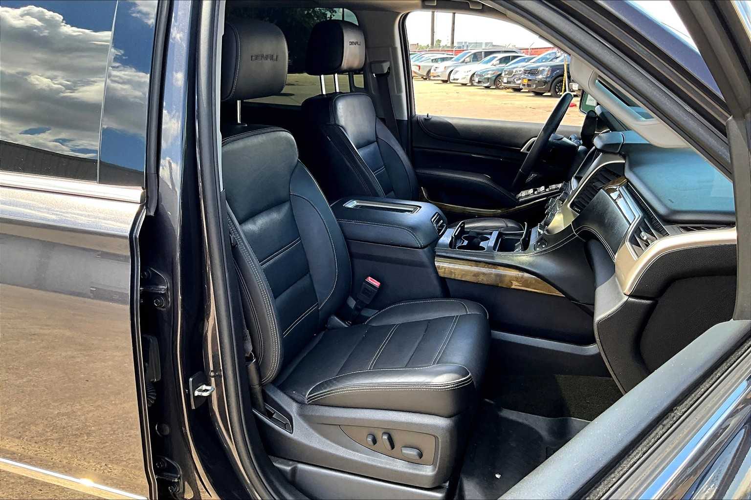 2017 Gmc Yukon XL Denali photo 8