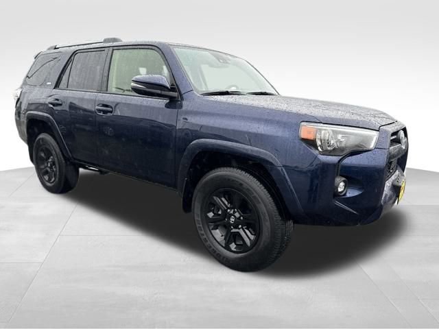 2023 Toyota 4Runner SR5 Premium's photo