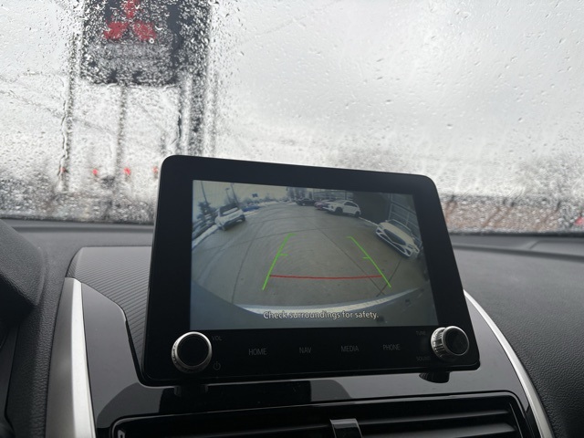 2025 Mitsubishi Eclipse Cross SE photo 3