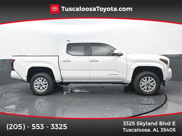 2025 Toyota Tacoma SR5's photo