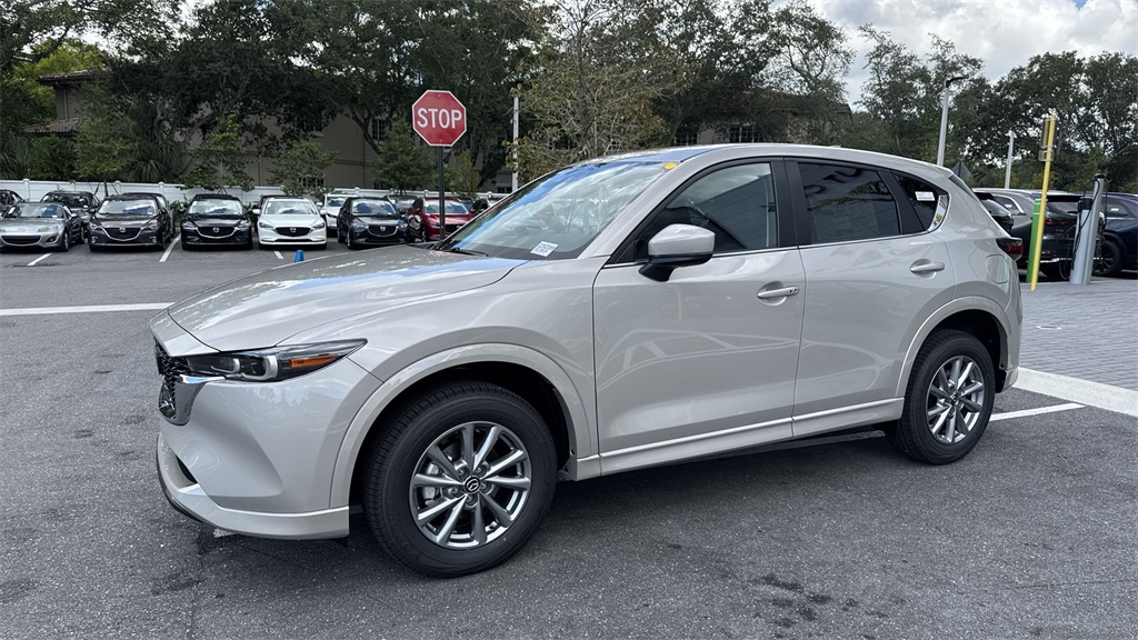 2025 Mazda CX-5 2.5 Select photo 10