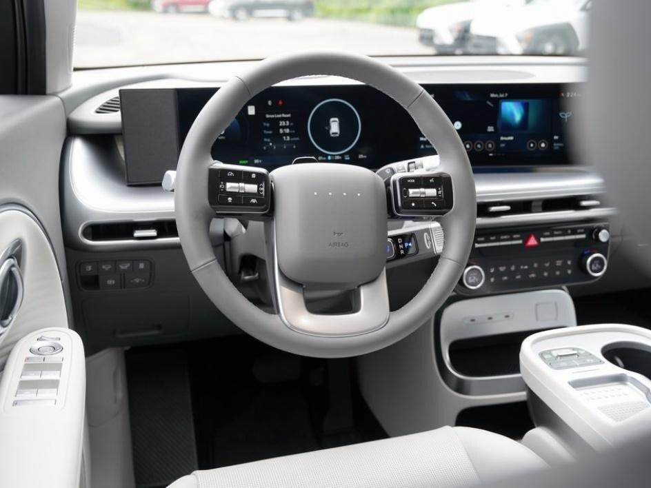 2026 Hyundai Ioniq SEL photo 16