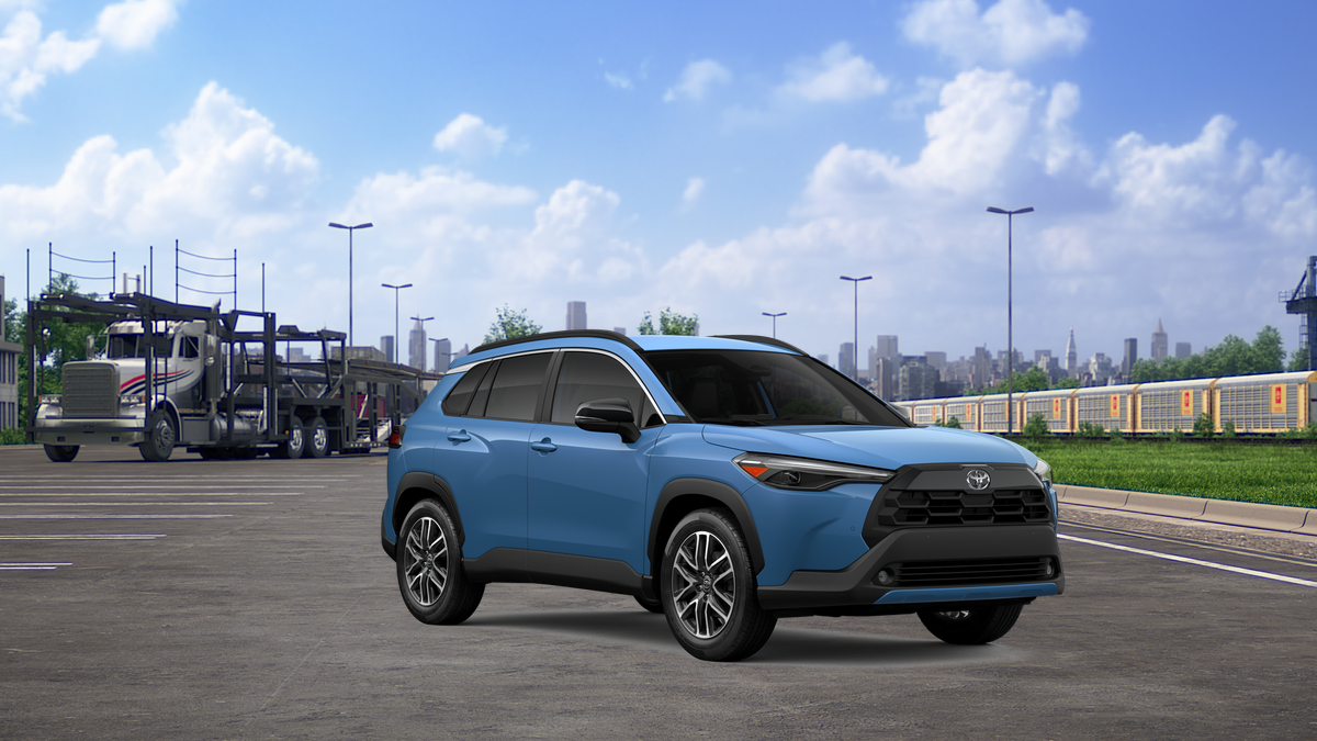 2026 Toyota Corolla Cross XLE photo 13