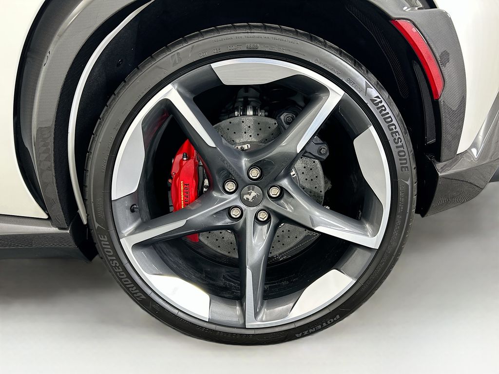 2024 Ferrari Purosangue photo 23