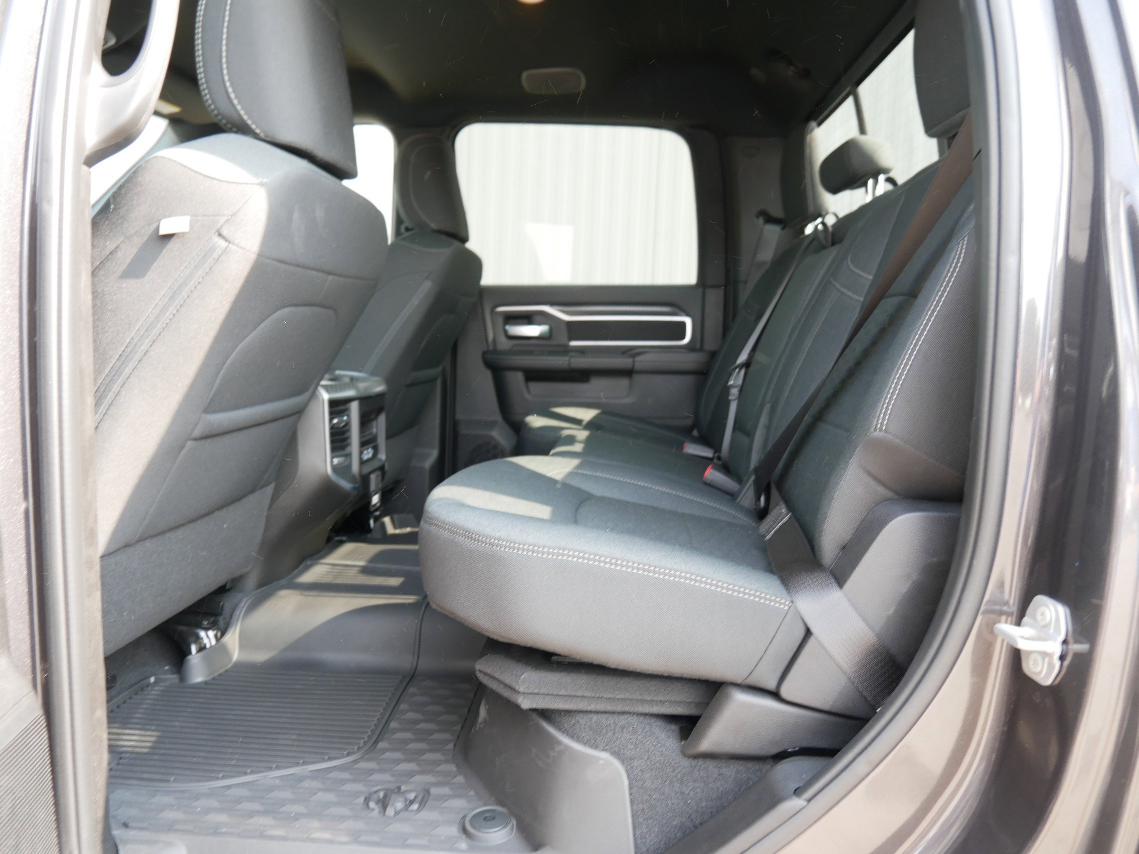 2025 Ram 3500 Big Horn photo 8