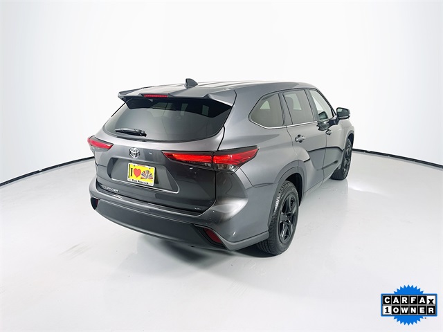 2023 Toyota Highlander L photo 8