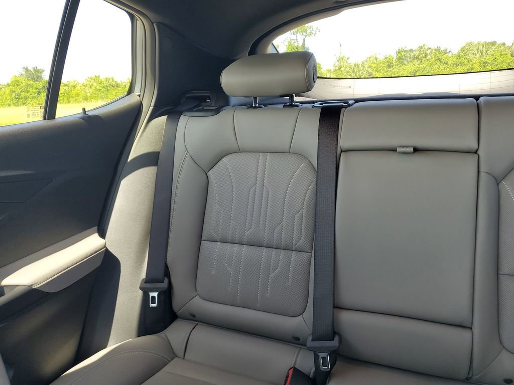 2025 Buick Envista Avenir photo 12