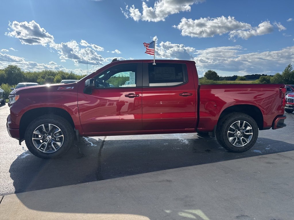 2026 Chevrolet Silverado RST photo 4
