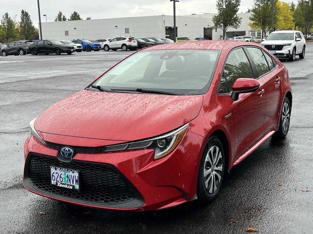 2020 Toyota Corolla Hybrid LE photo 2