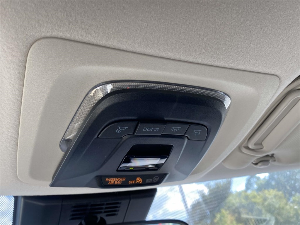2026 Toyota Corolla LE photo 26
