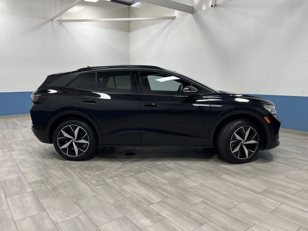 Used 2023 Volkswagen ID.4 PRO S with VIN 1V2GNPE80PC002751 for sale in Sheboygan, WI