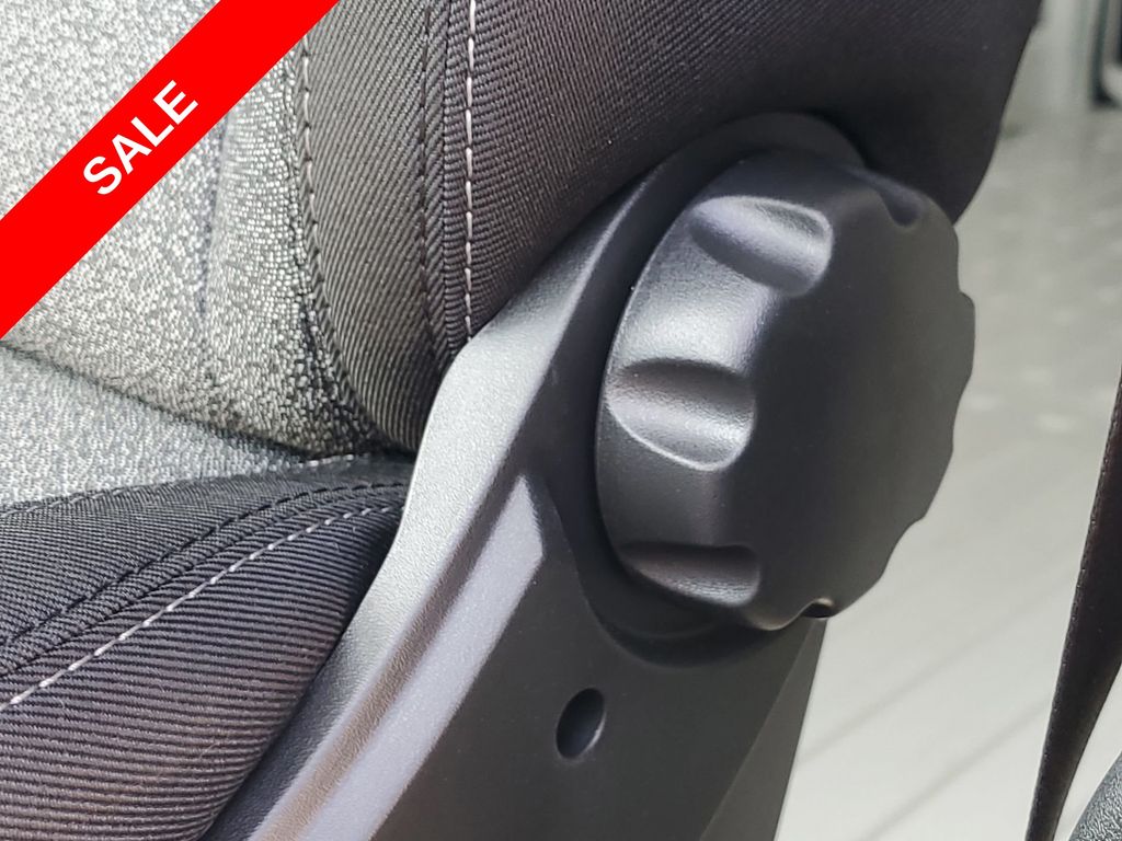 2025 Ram ProMaster 2500 Base photo 23