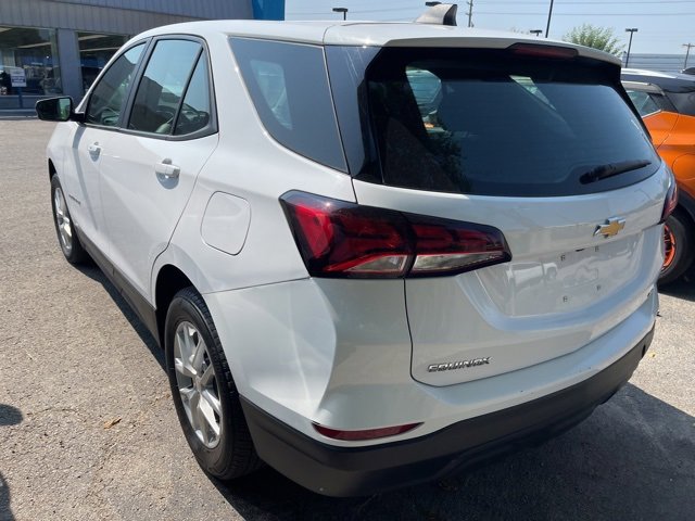 2024 Chevrolet Equinox LS photo 5
