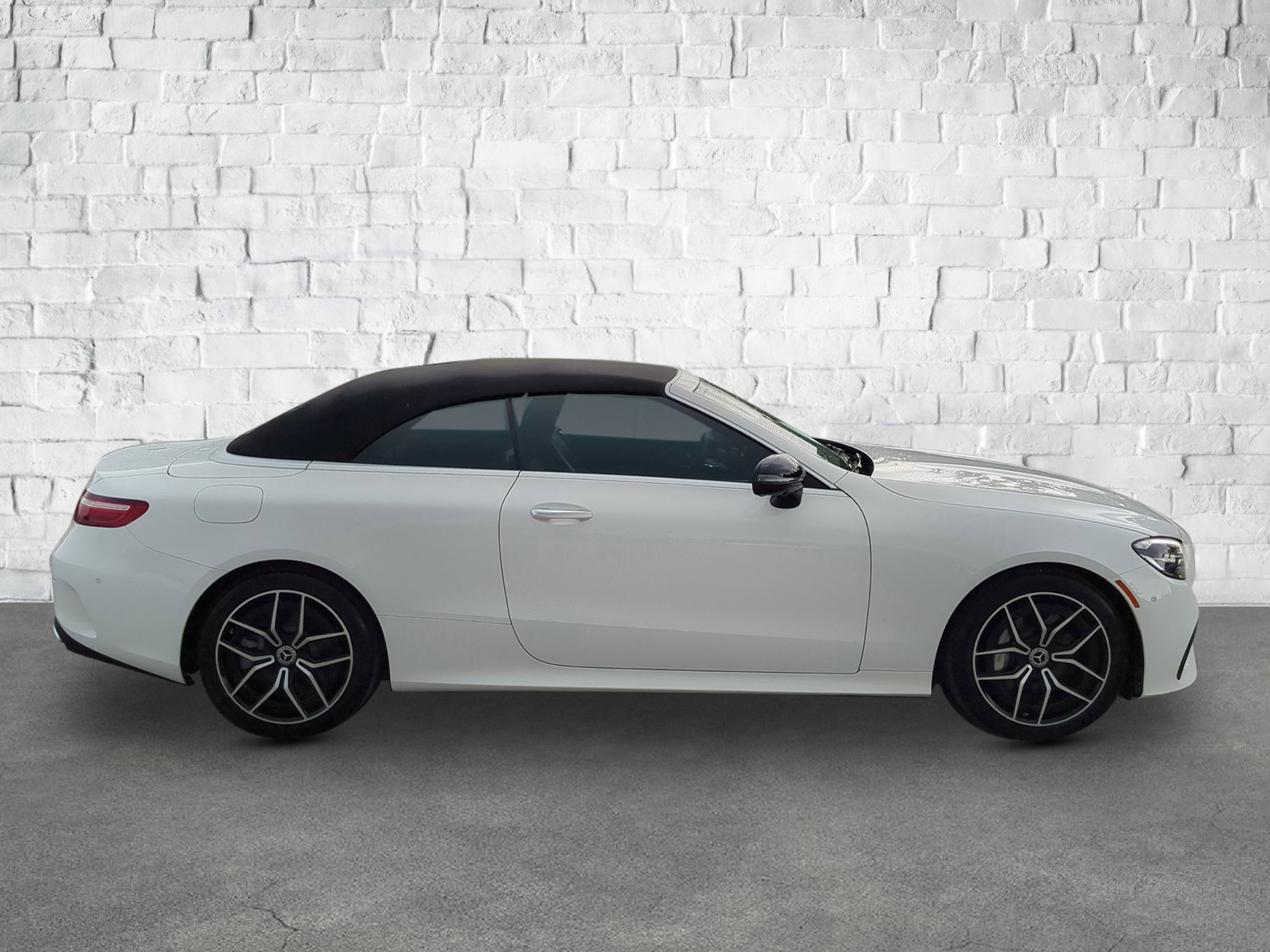 2023 Mercedes Benz E 450 photo 7