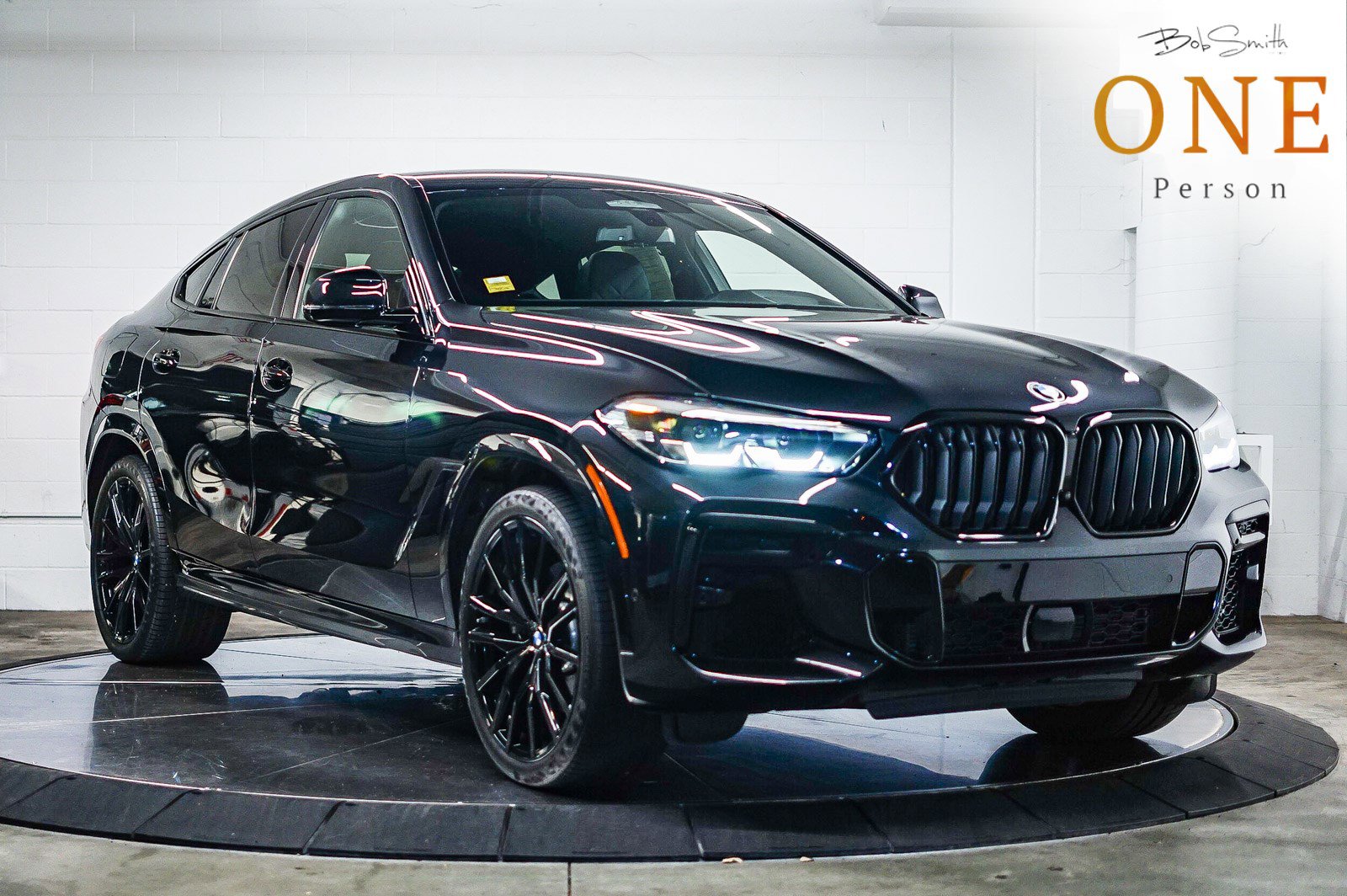 2023 BMW X6 40i's photo