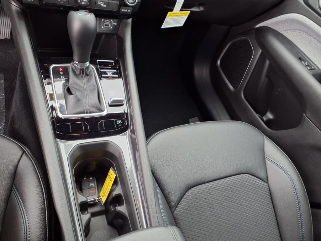 2025 Jeep Compass Latitude photo 9