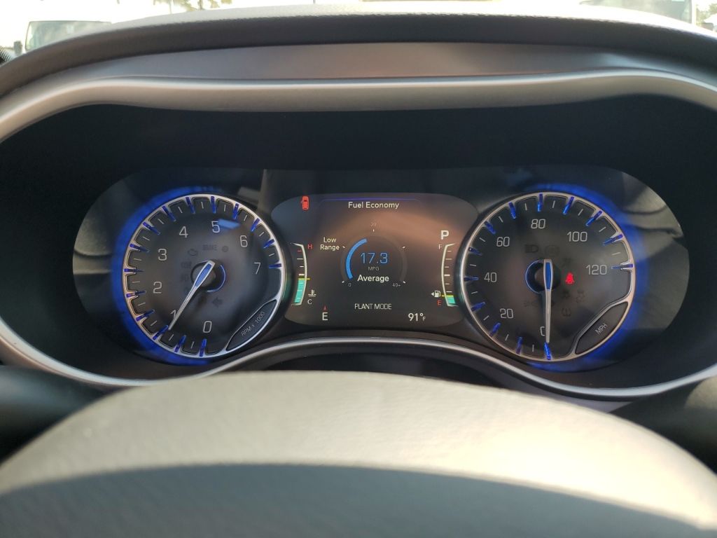 2026 Chrysler Voyager LX photo 34