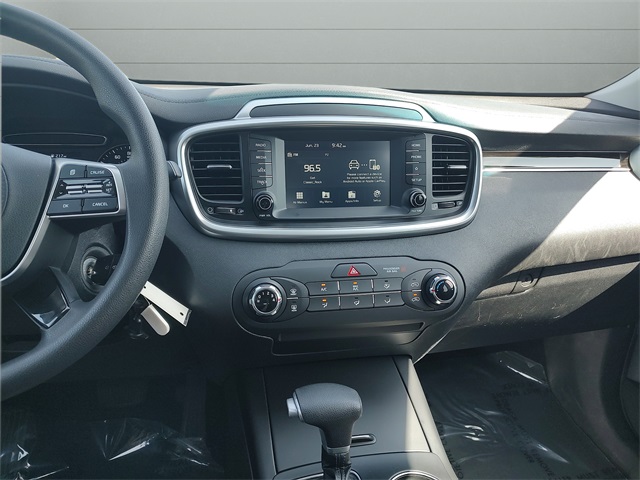 2020 Kia Sorento L photo 18
