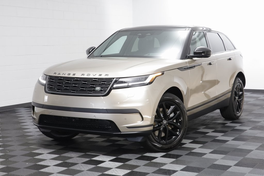 2026 Land Rover Range Rover Velar S's photo