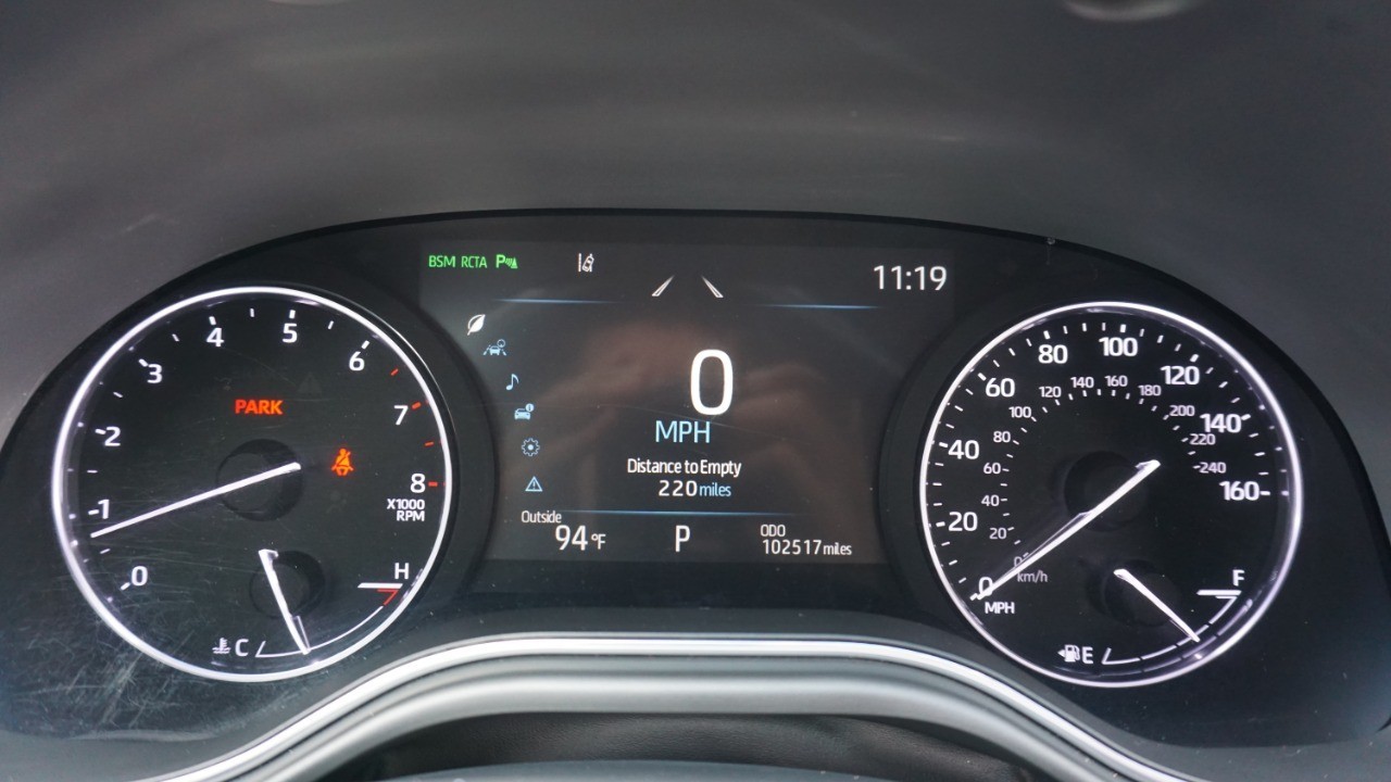 2021 Toyota Avalon Limited photo 15