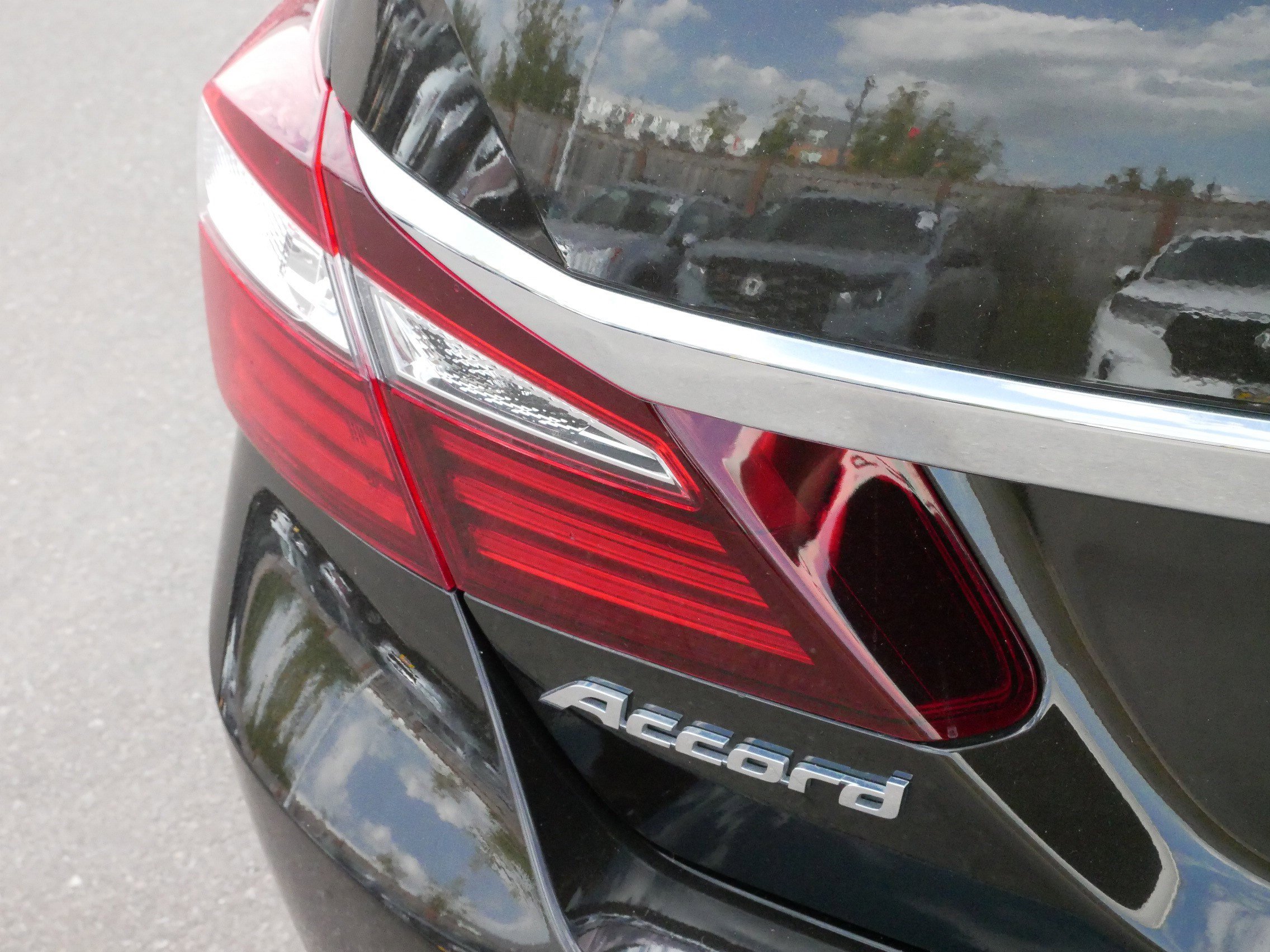 2017 Honda Accord EX photo 16