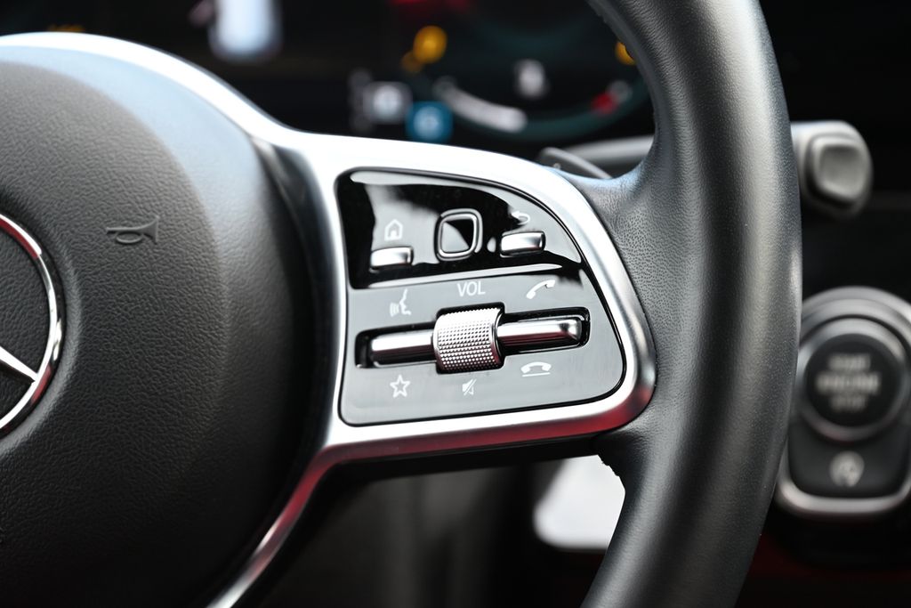 2023 Mercedes Benz GLA 250 photo 16