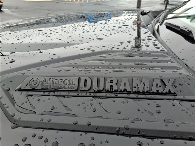 2026 Chevrolet Silverado 2500HD Custom photo 2