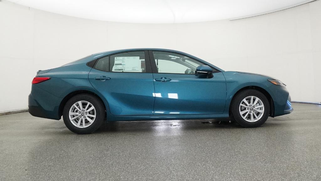 2026 Toyota Camry LE photo 26