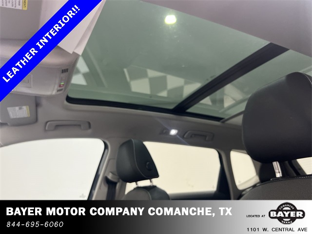 2024 Volkswagen Taos SE photo 15