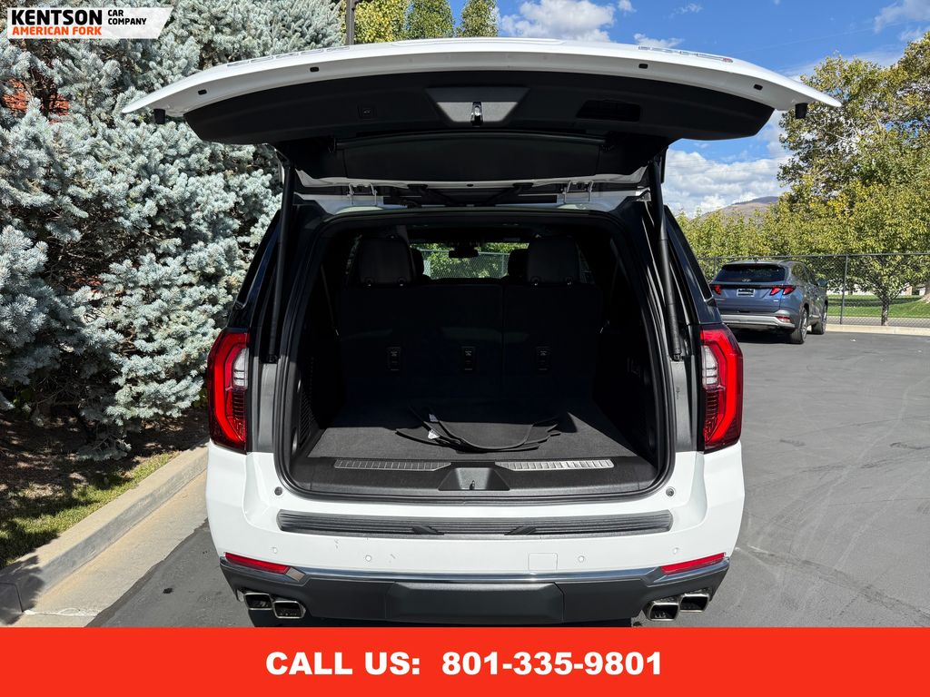 2025 Gmc Yukon XL AT4 photo 35