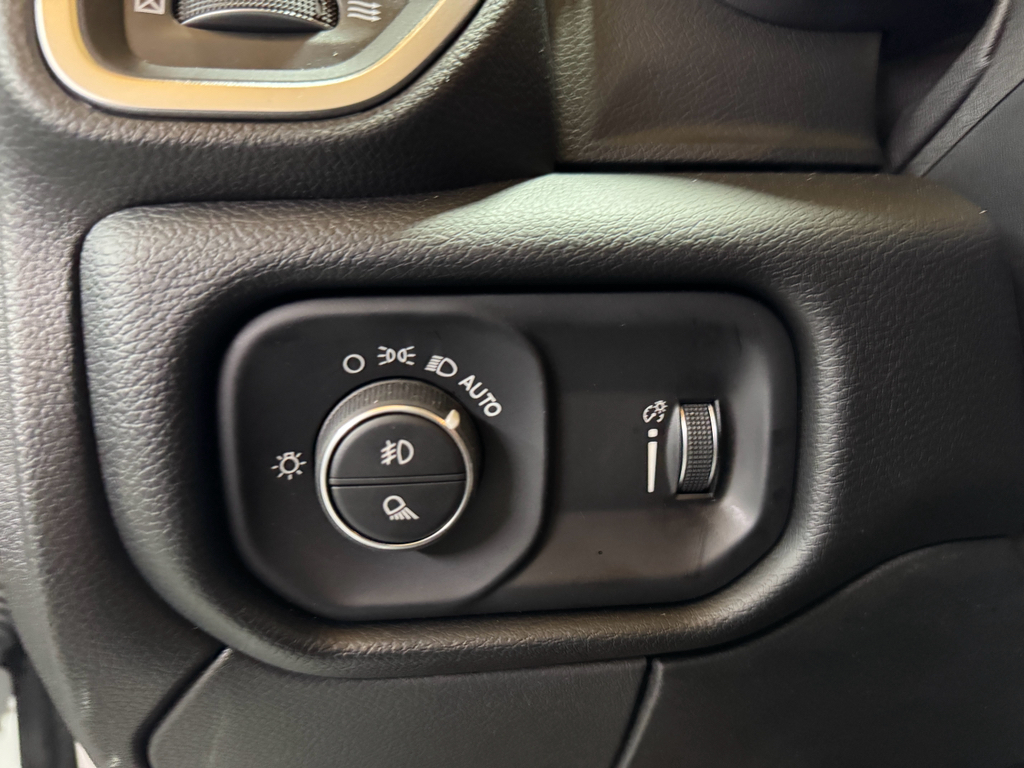 2024 Ram 3500 Big Horn photo 24