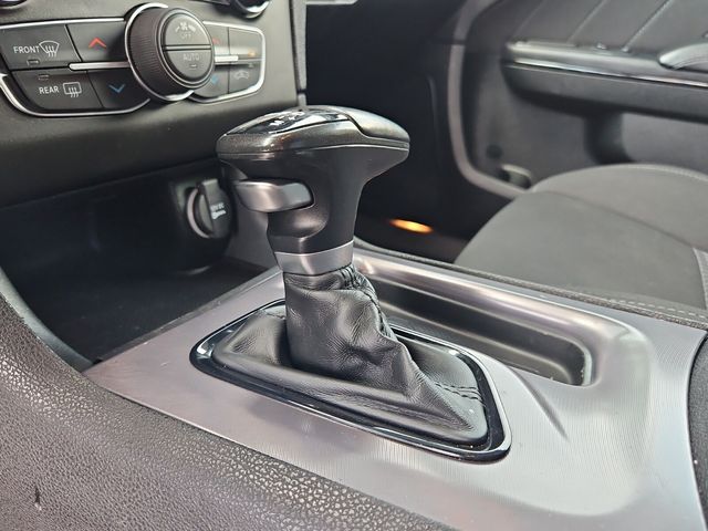 2022 Dodge Charger R/T photo 18
