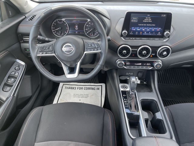 2023 Nissan Sentra SR photo 12