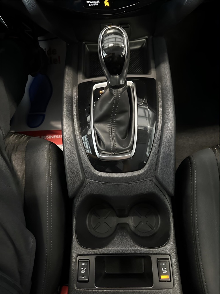 2017 Nissan Rogue S photo 15