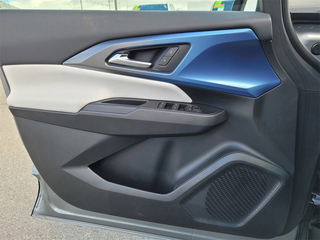 2026 Chevrolet Equinox EV 1LT photo 23