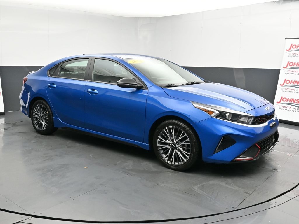 2023 Kia Forte GT-Line photo 2