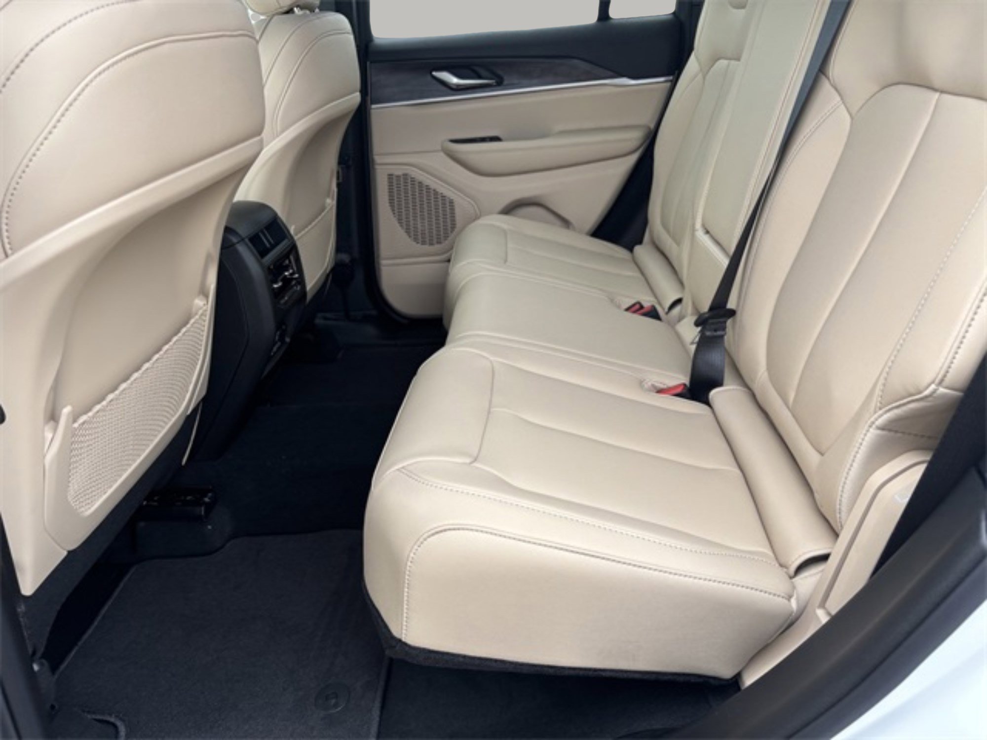 2025 Jeep Grand Cherokee Limited photo 23