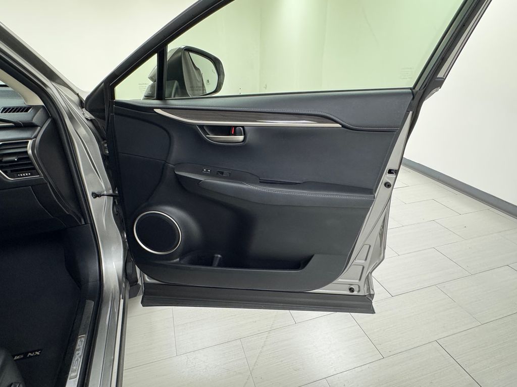 2016 Lexus NX 200t AWD photo 11