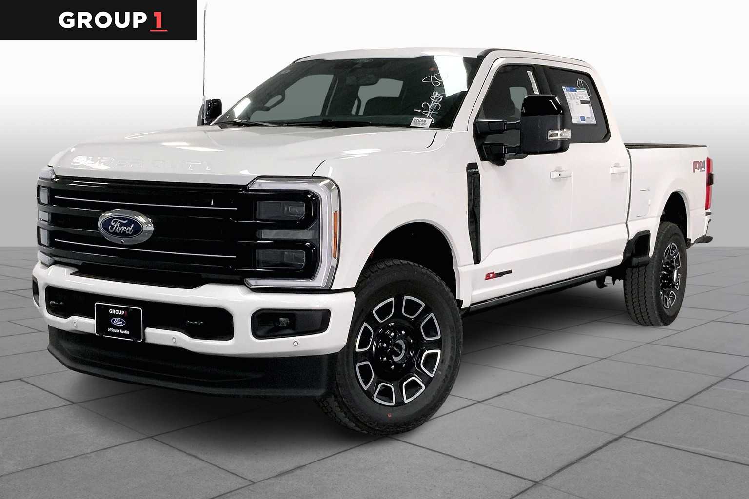 2026 Ford F-250 Super Duty Platinum's photo