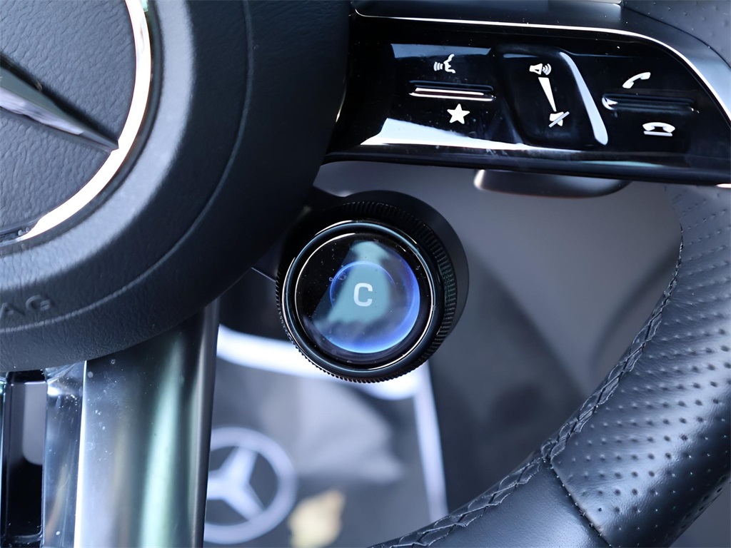2024 Mercedes Benz GLC 43 AMG 4MATIC photo 34
