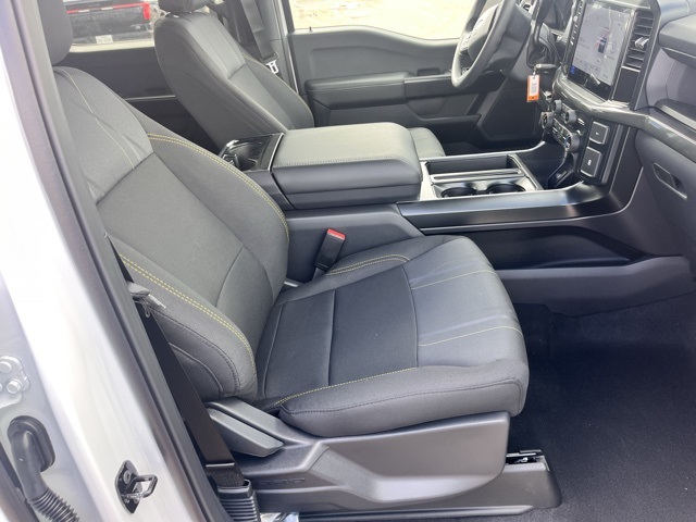 2025 Ford F-150 STX photo 18