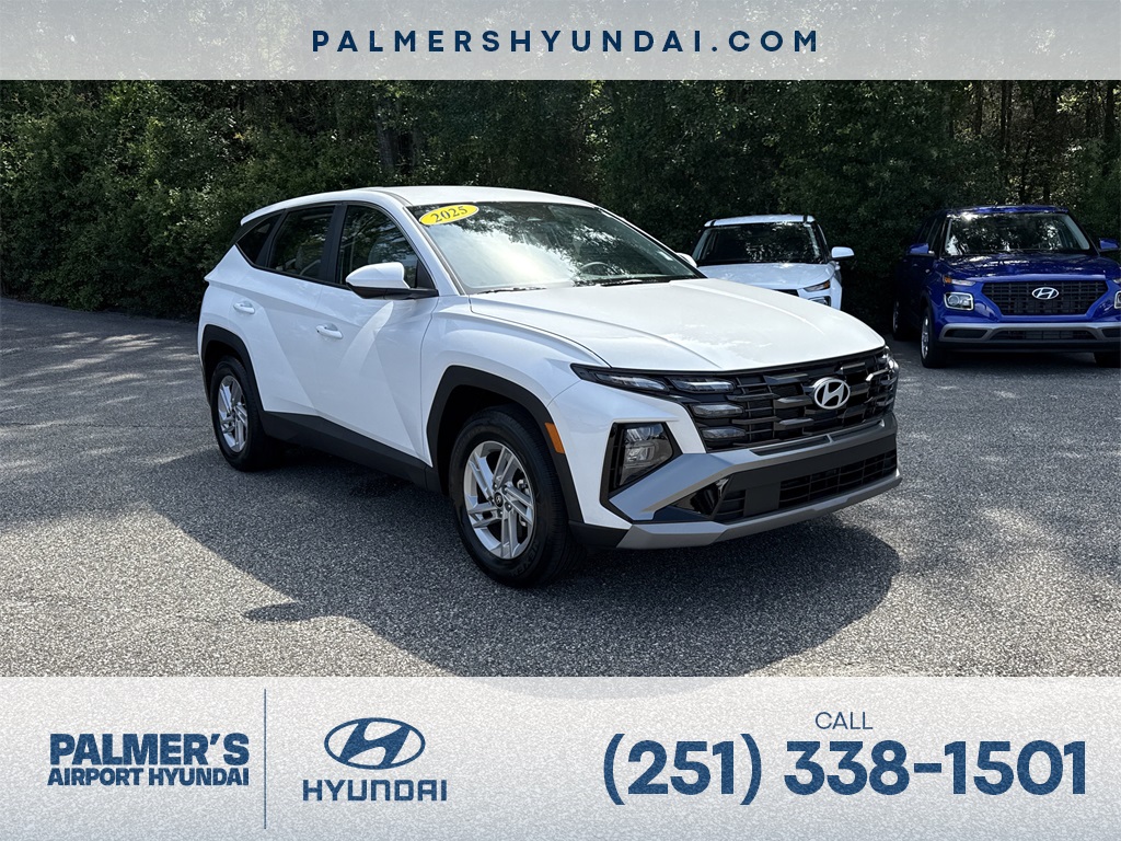 2025 Hyundai Tucson SE's photo