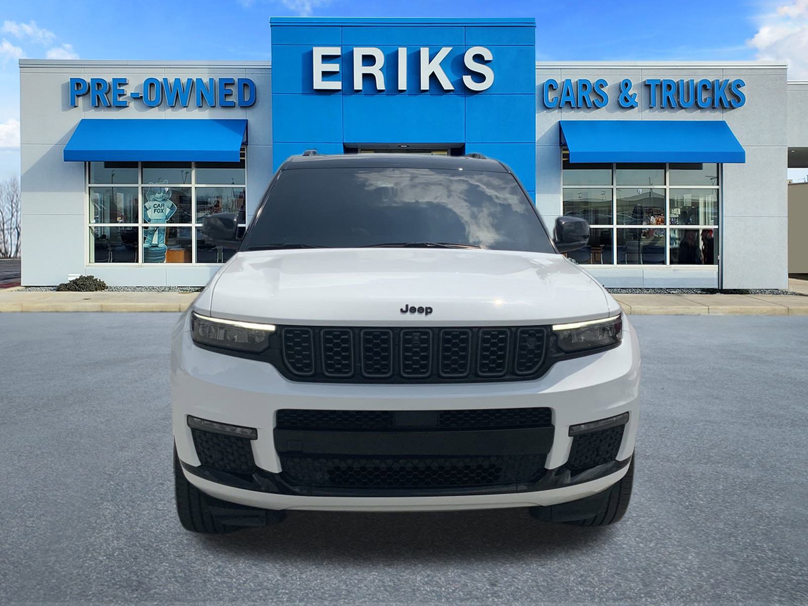 2023 Jeep Grand Cherokee L Summit photo 3