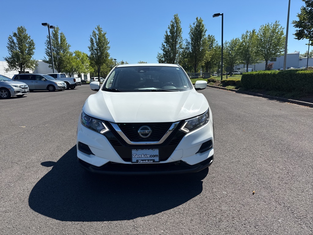 2021 Nissan Rogue Sport S photo 2