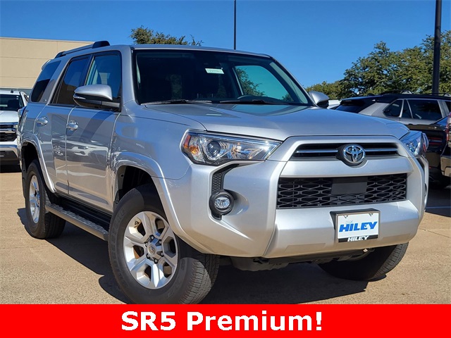 2021 Toyota 4Runner SR5 Premium's photo