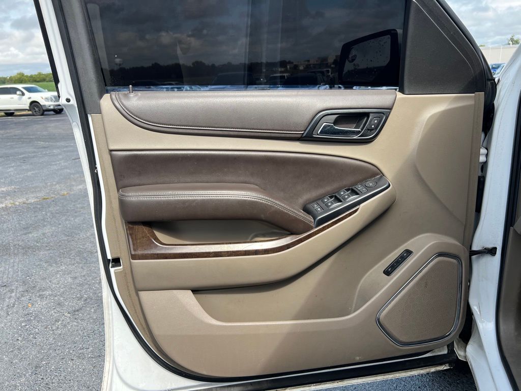 2015 Chevrolet Tahoe LT photo 11